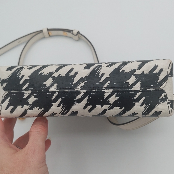 Kate Spade Mogan Painterly Houndstooth Double Zip Dome Crossbody - Picture 6 of 6